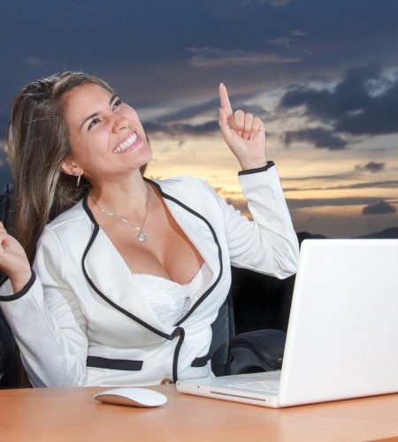 business, woman, attractive-1427801.jpg